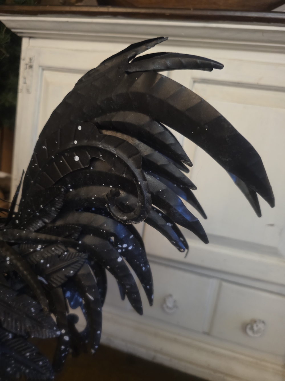 Large Black Metal Rooster Sculpture with Red Comb & d Intricate fabrication. - Picture 4 of 8